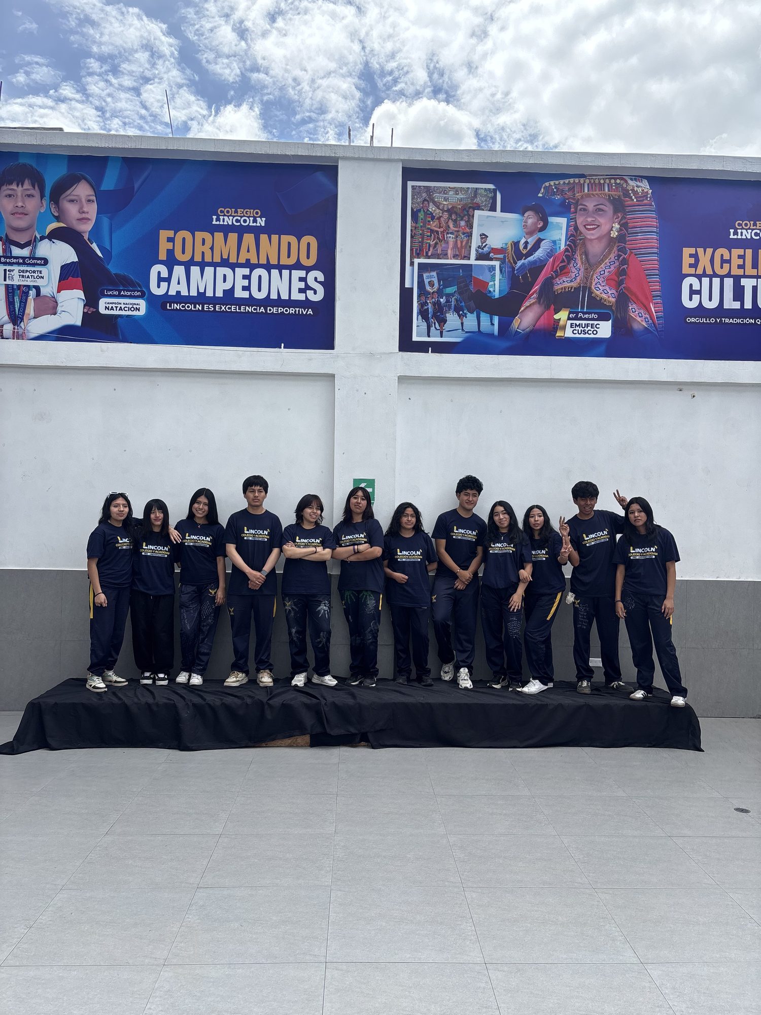 Ingresantes universitarios del Colegio Lincoln 2026